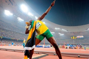 乐鱼官方-曼城的比赛数据展现高效进攻与稳固防守的双重属性，曼城打法